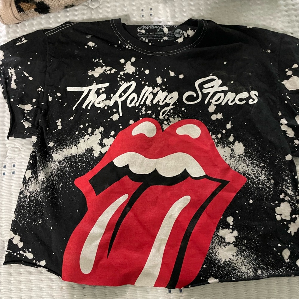 Woman’s Rolling Stones t-shirt, crop top size medium
